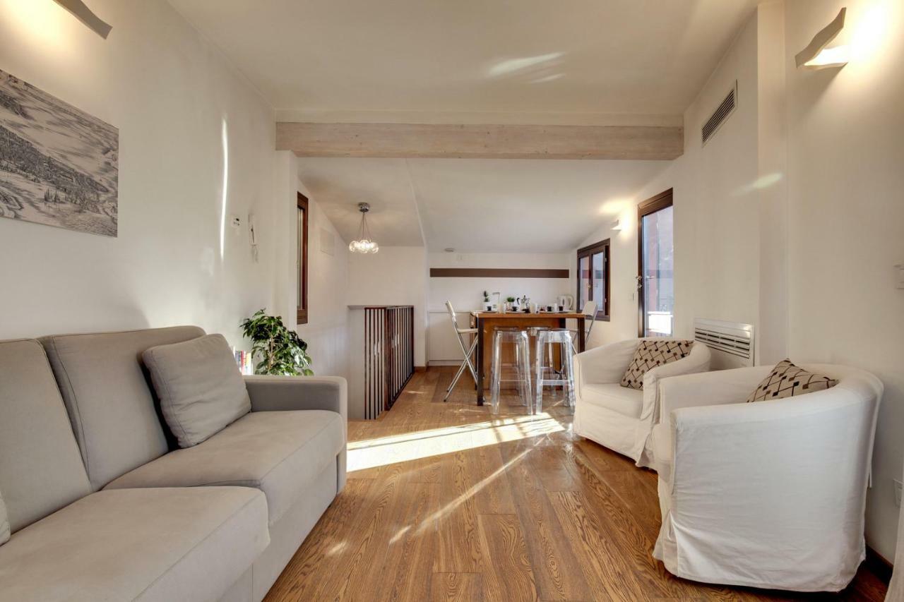 Modern With Terrace * Wenecja